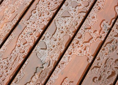 Ensure Your Outdoor Living Space is Well Maintained!